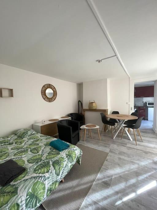 Apartmán Le Victor Hugo Besançon Exteriér fotografie