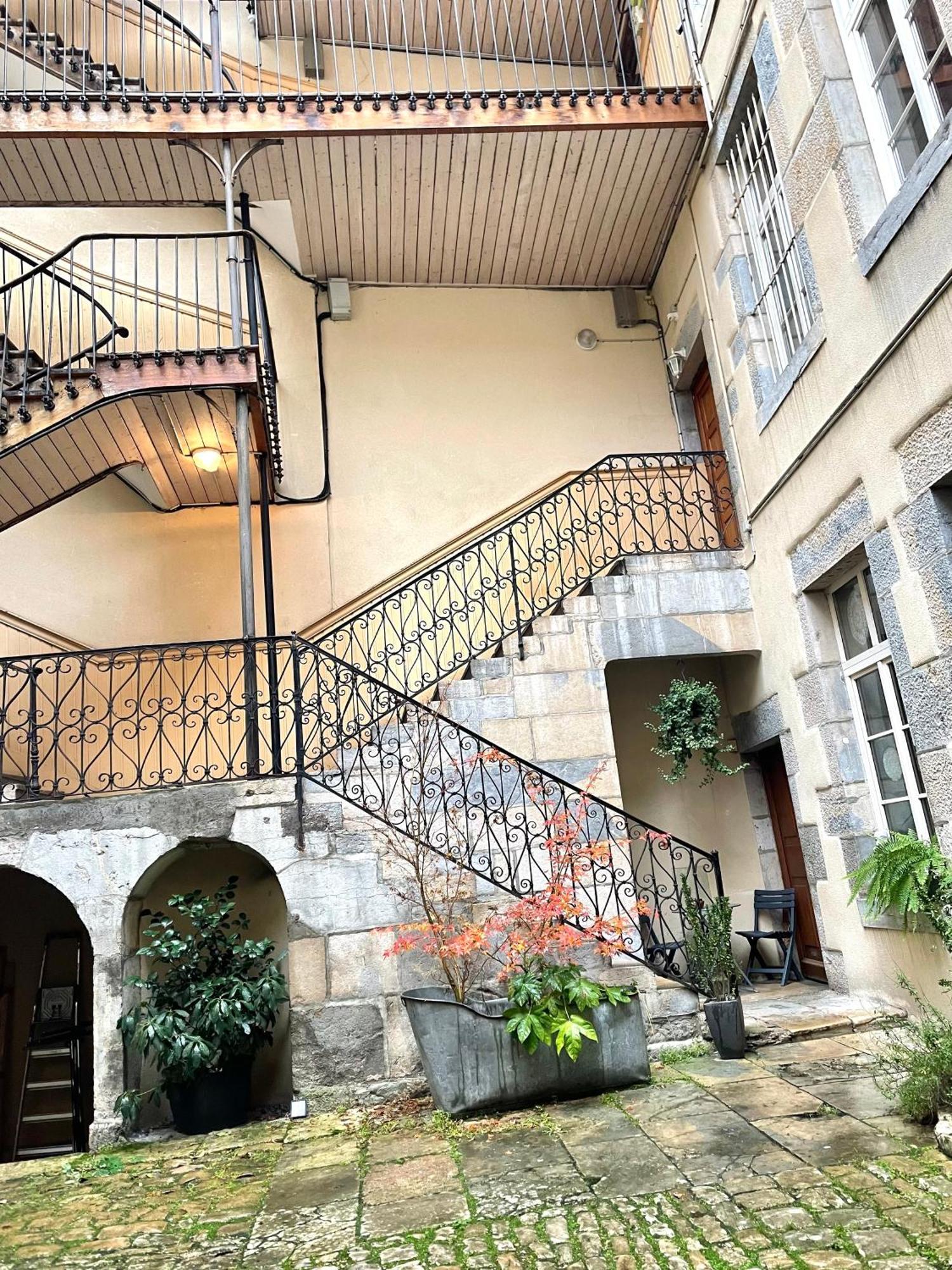 Apartmán Le Victor Hugo Besançon Exteriér fotografie